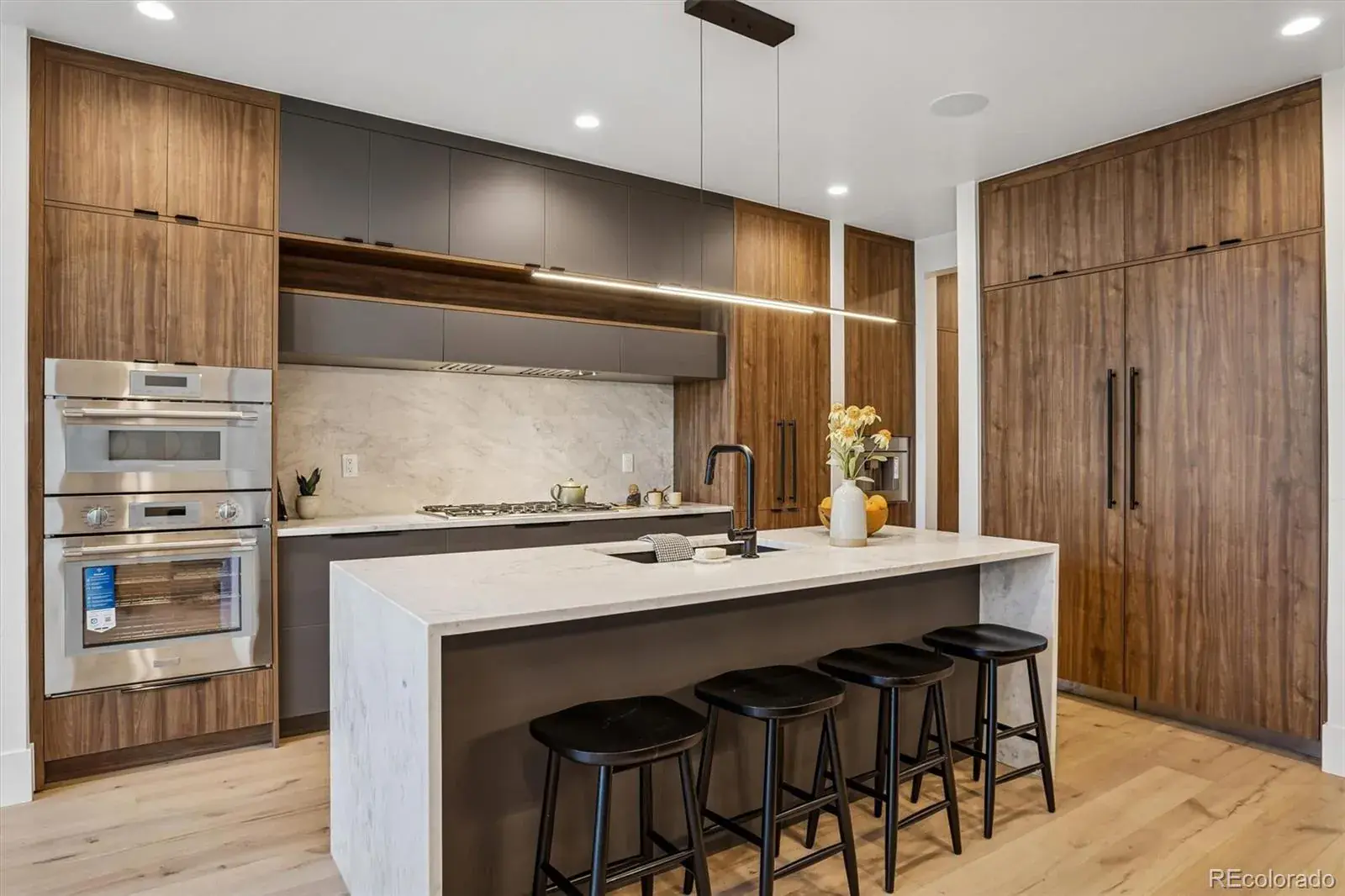 03052026220444 1600 3