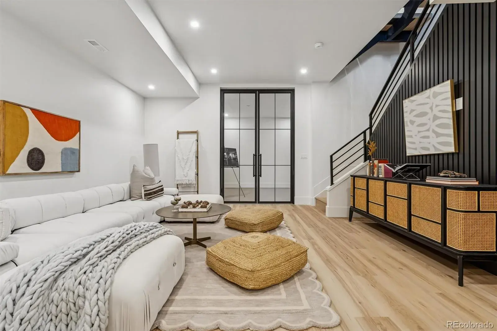 03052026220444 1600 31