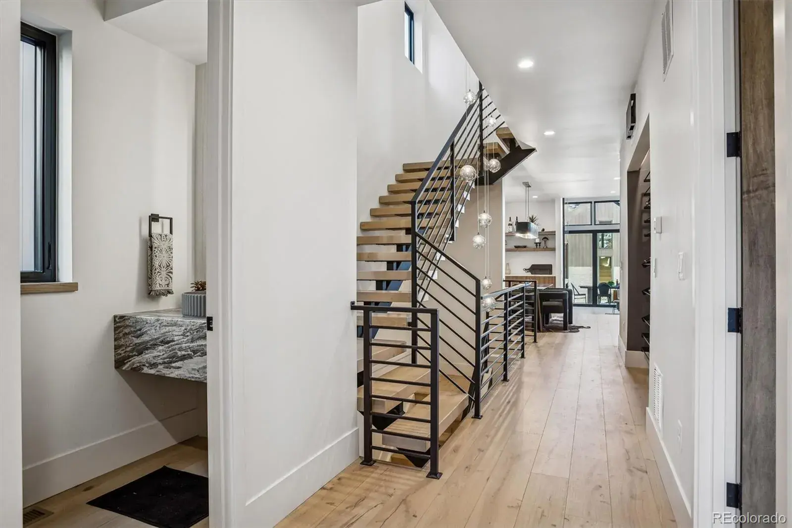 03052026220444 1600 5