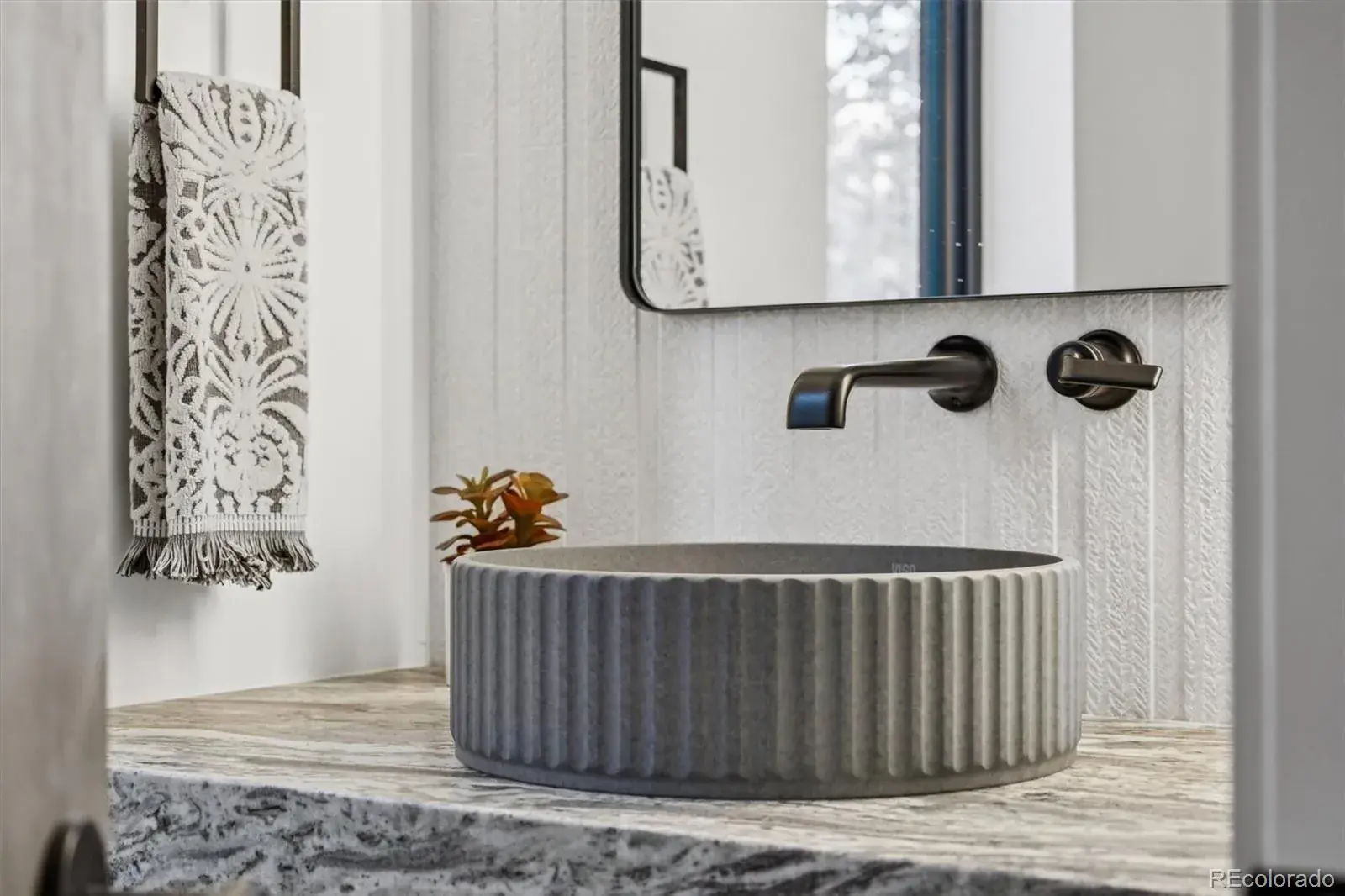 03052026220444 1600 6