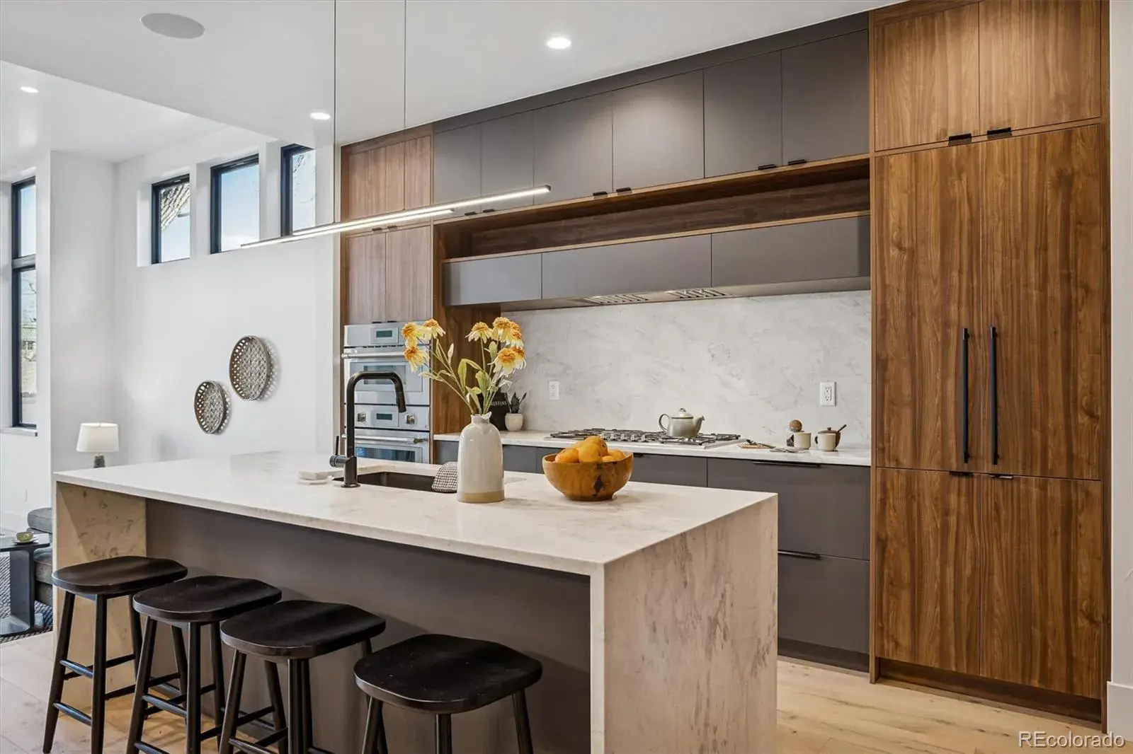 03052026220444 1600 9