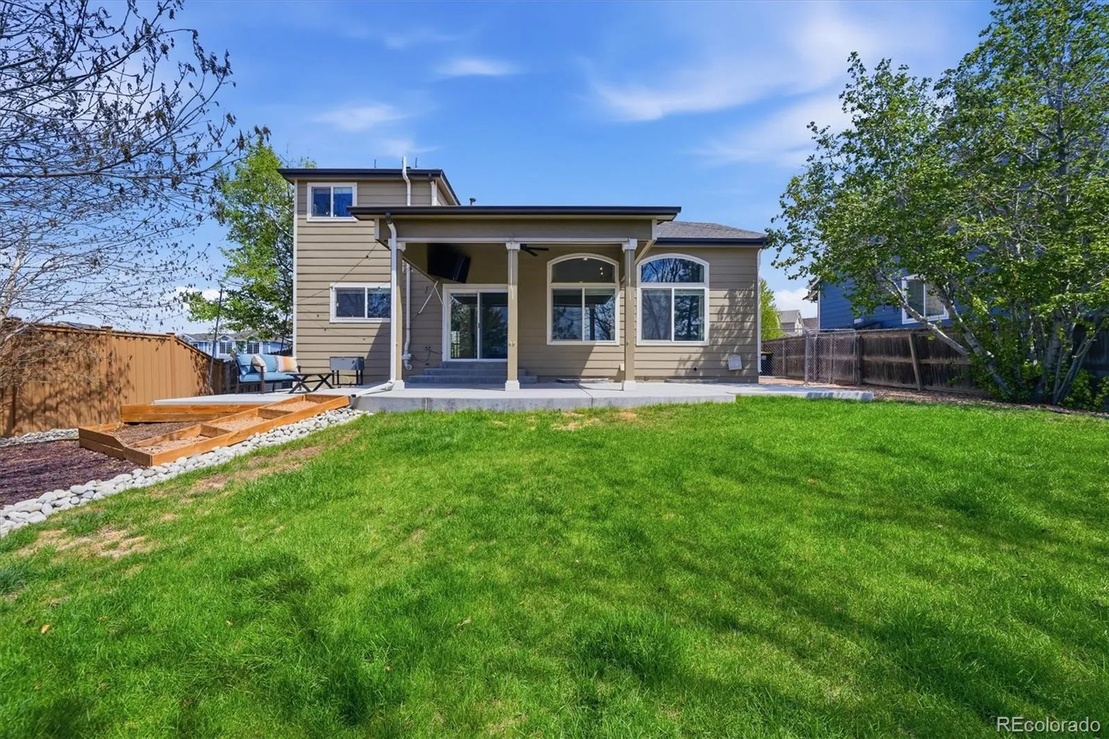 6101 S Shawnee Street Centennial CO 80015 MLS #REC1602648 04302026070609 1600 17