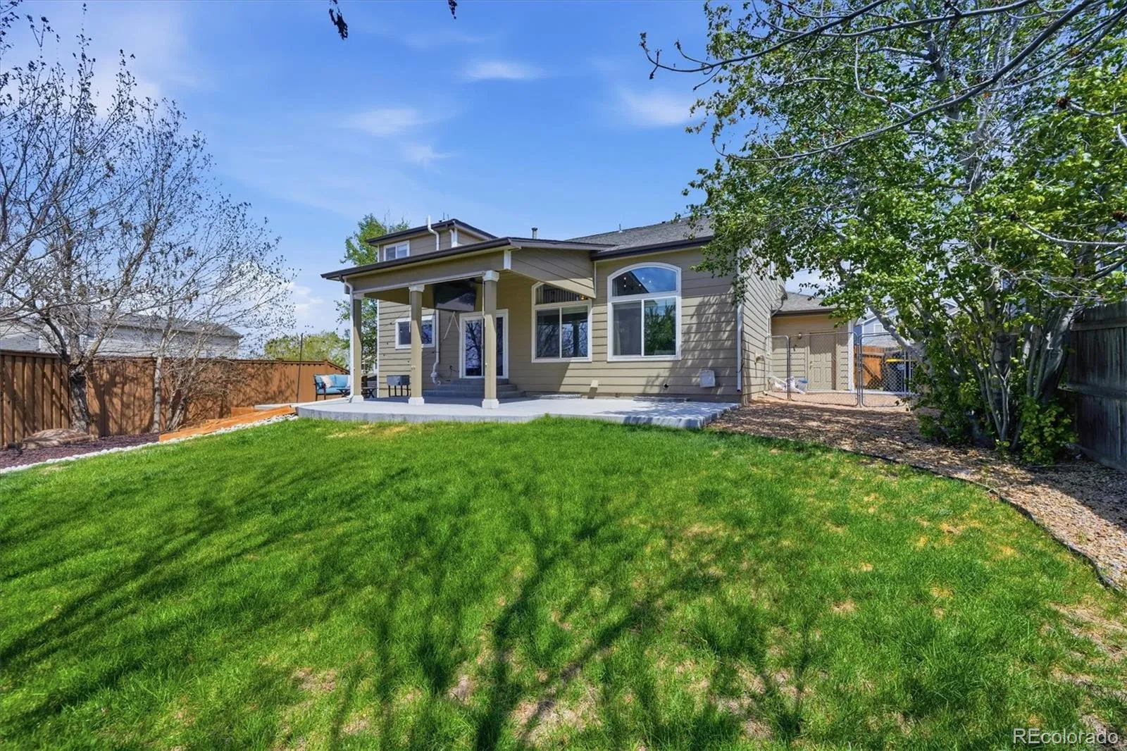 6101 S Shawnee Street Centennial CO 80015 MLS #REC1602648 04302026070609 1600 18