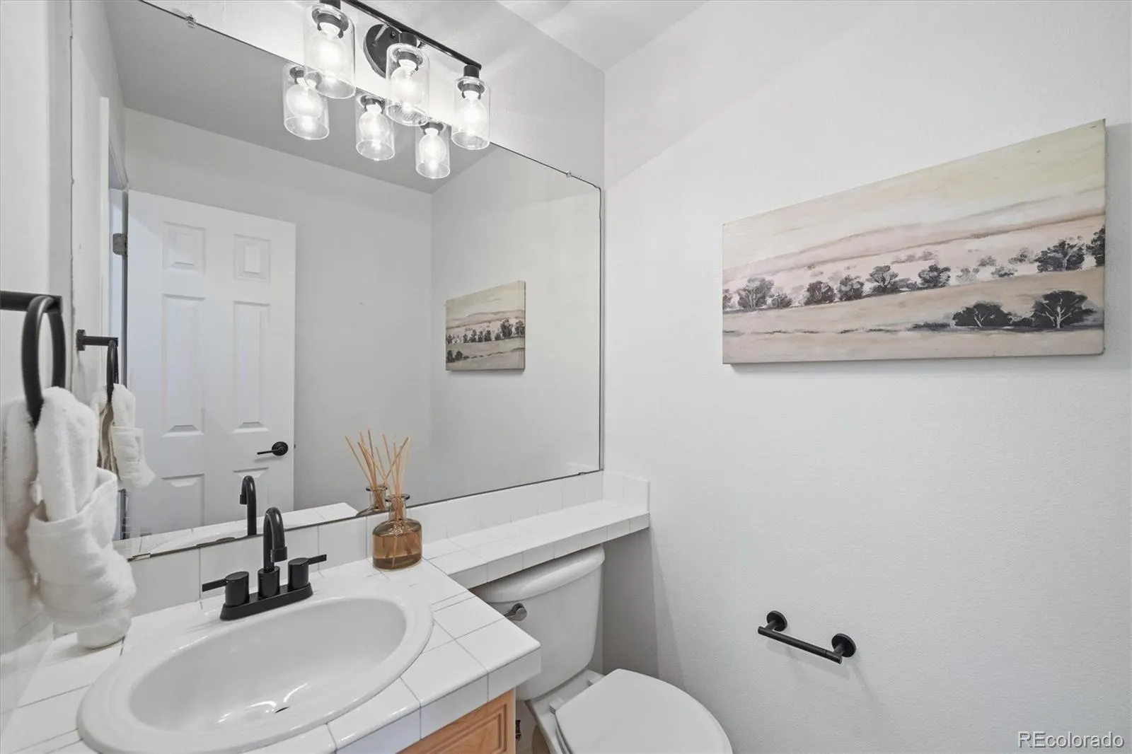 6101 S Shawnee Street Centennial CO 80015 MLS #REC1602648 04302026070609 1600 23