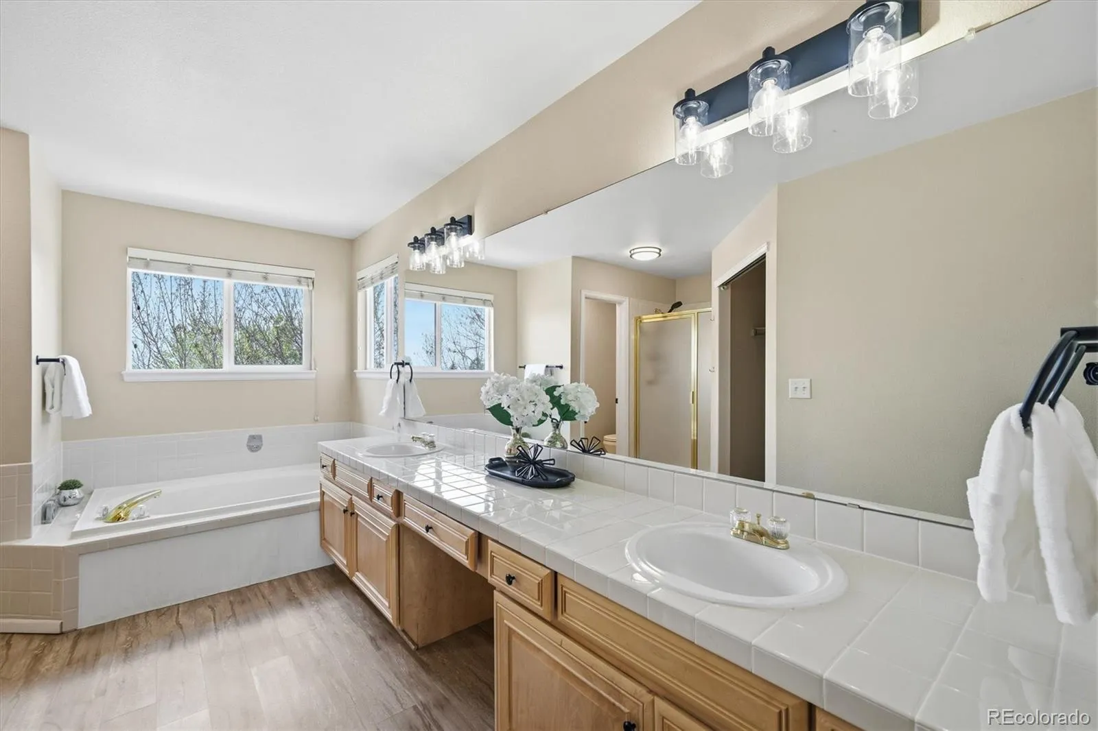 6101 S Shawnee Street Centennial CO 80015 MLS #REC1602648 04302026070609 1600 28