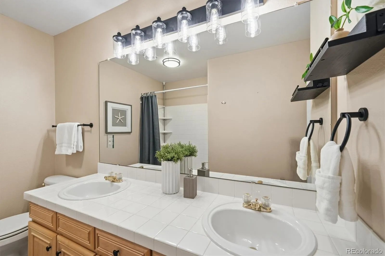 6101 S Shawnee Street Centennial CO 80015 MLS #REC1602648 04302026070609 1600 35
