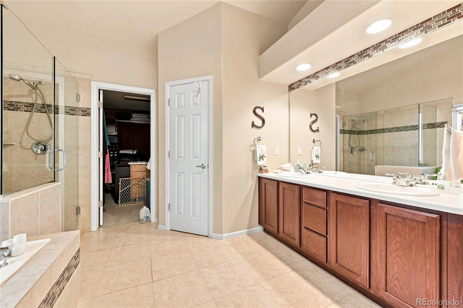 19249 E Downy Creek Place Parker CO 80134 | MLS #REC1602654 08012026144900 1600 23