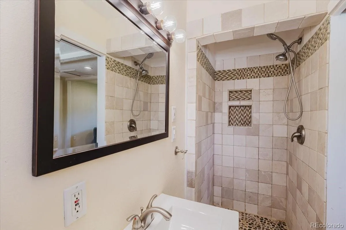 660 Poppy Way Broomfield CO 80020 MLS #REC1603794 07022026023301 1200 16