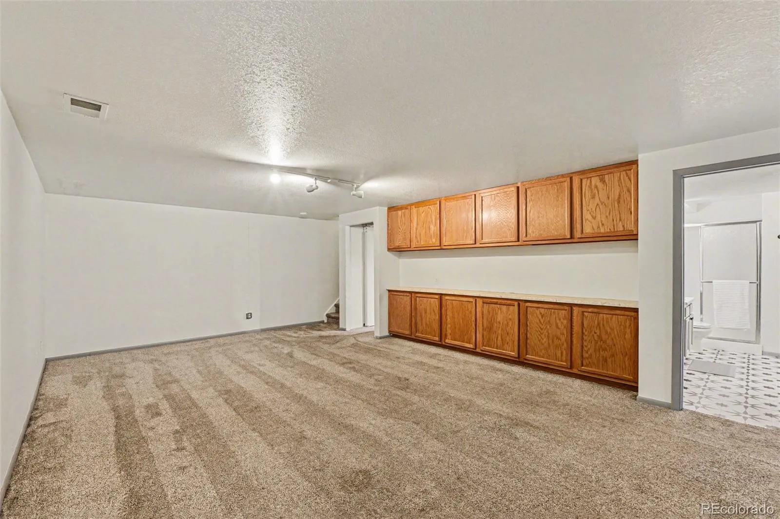 04182026013758 1600 16