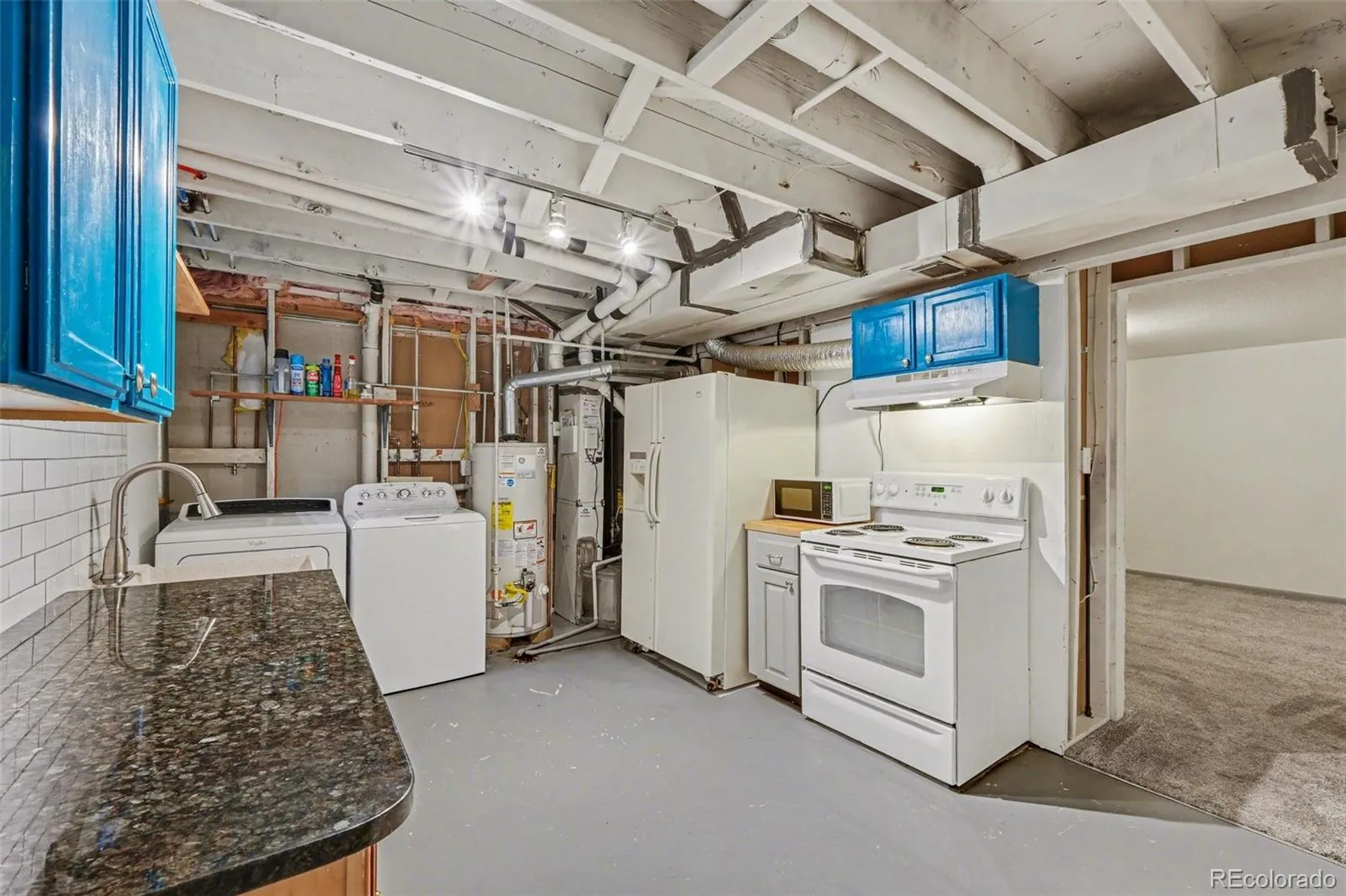 04182026013758 1600 18