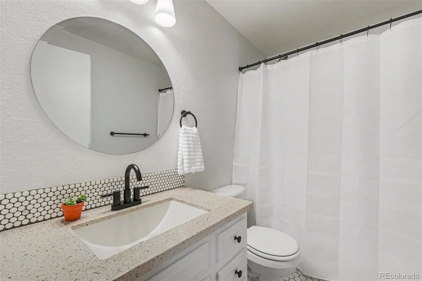 04182026013758 1600 8