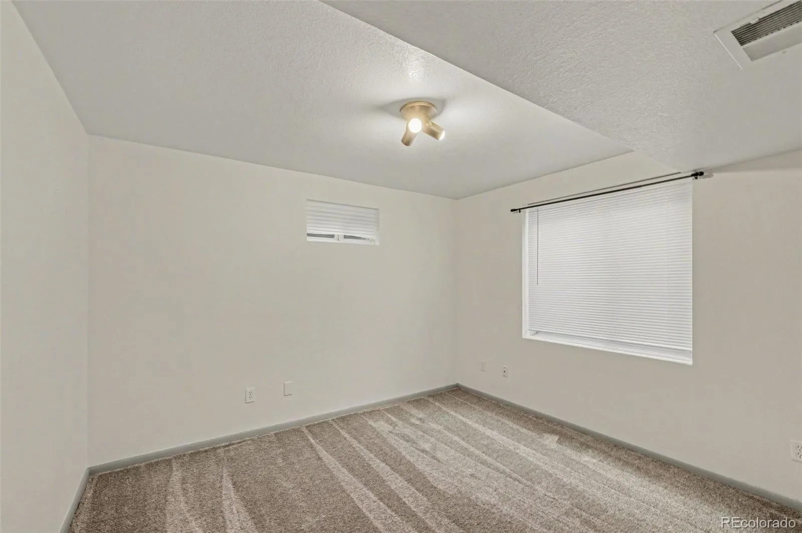 531 Alpine Street Longmont CO 80504 MLS #REC1604315 05062026213643 1600 12