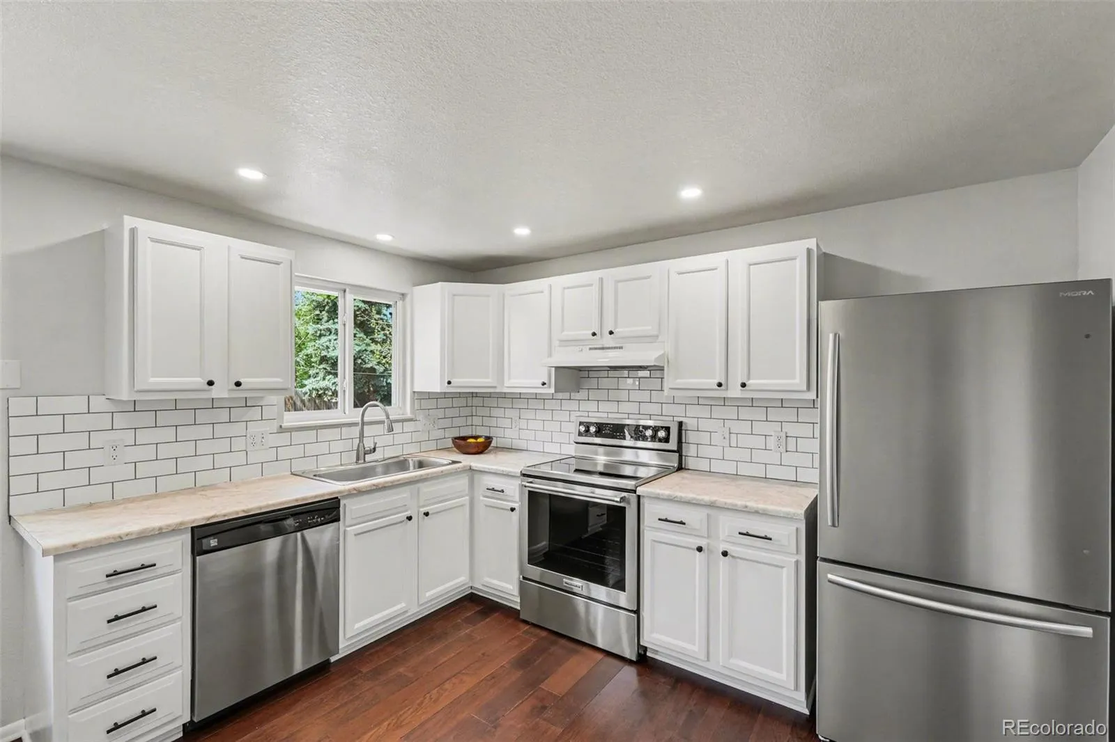 531 Alpine Street Longmont CO 80504 MLS #REC1604315 05062026213643 1600 2