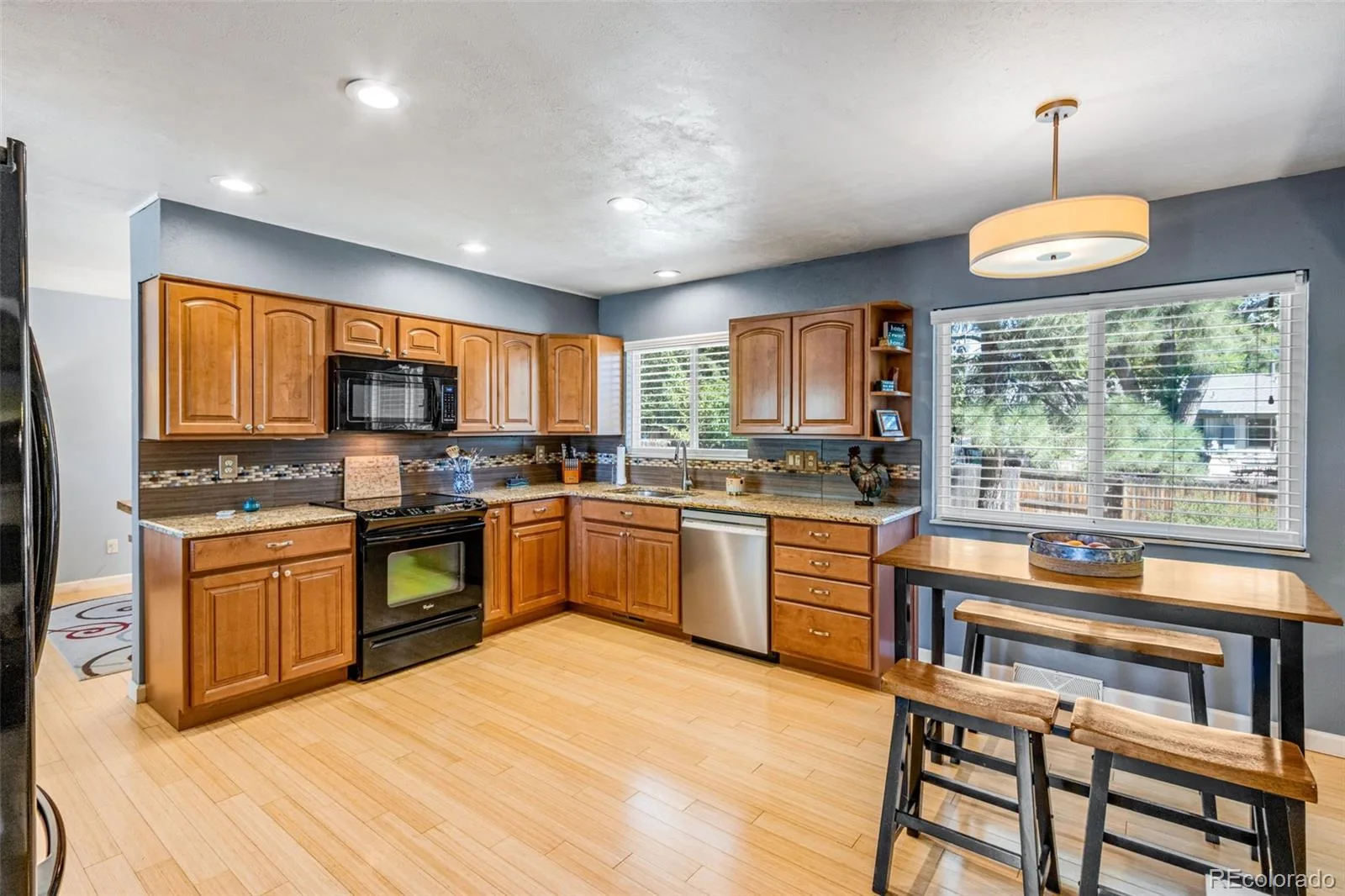12841 W Warren Avenue Lakewood CO 80228 | MLS #REC1605644 09262026005855 1600 5