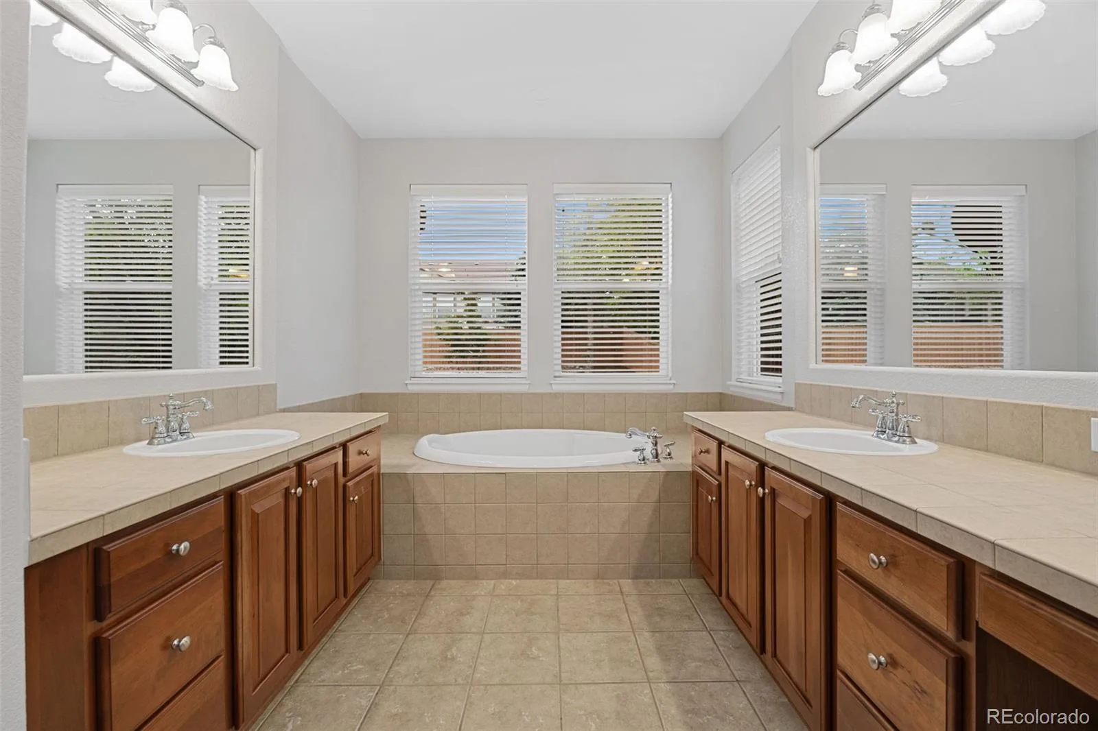10696 Nucla Street Commerce City CO 80022 MLS #REC1606085 07052026023229 1600 26