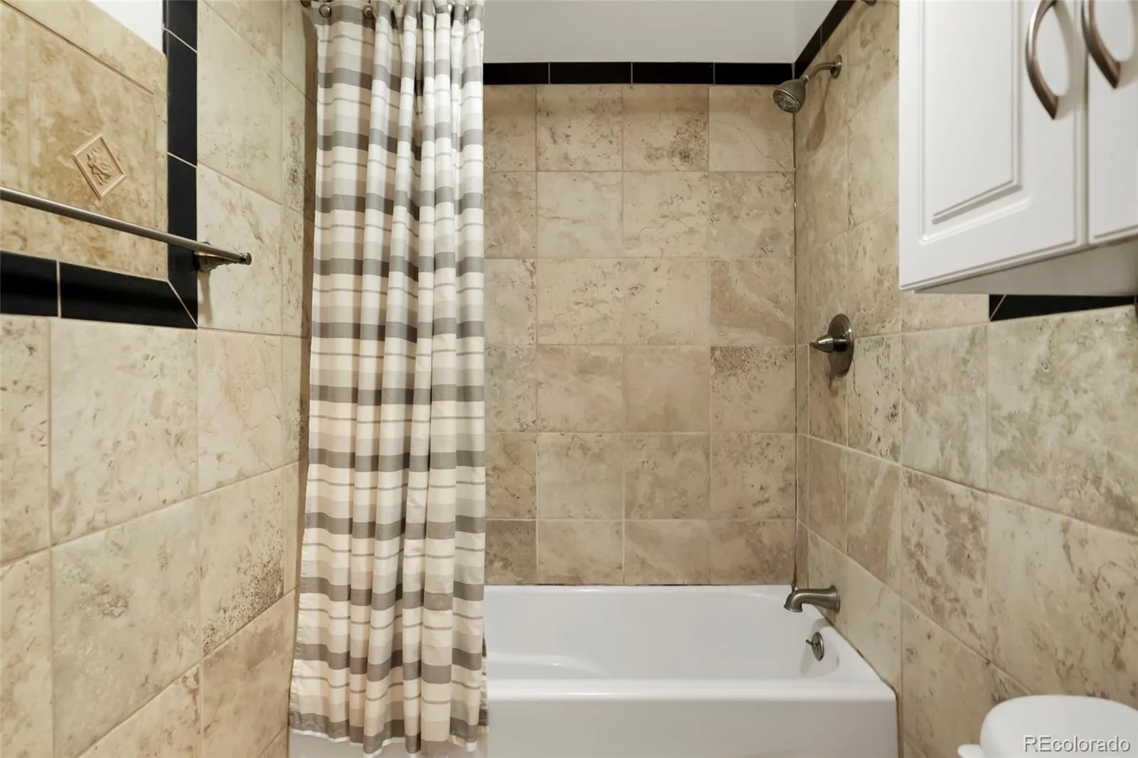 10694 E Asbury Avenue #118 Aurora CO 80014 MLS #REC1607492 06142026203840 1600 25