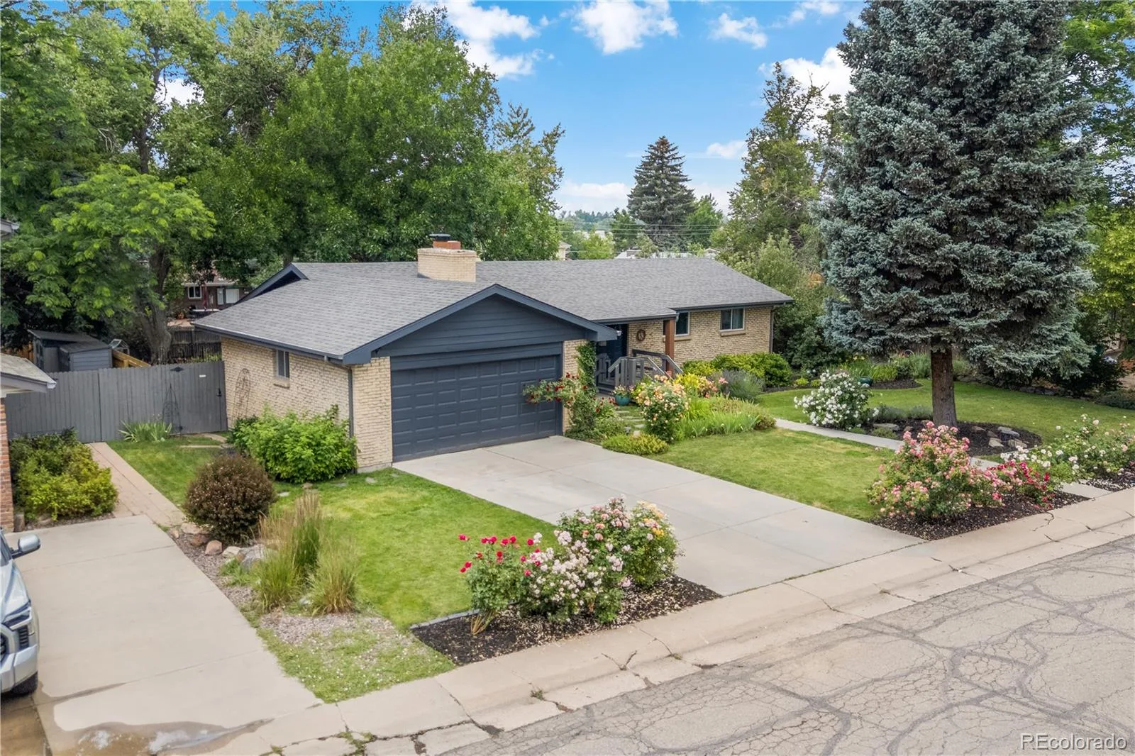 544 W Easter Avenue Littleton CO 80120 MLS #REC1608757 06262026233501 1600 1