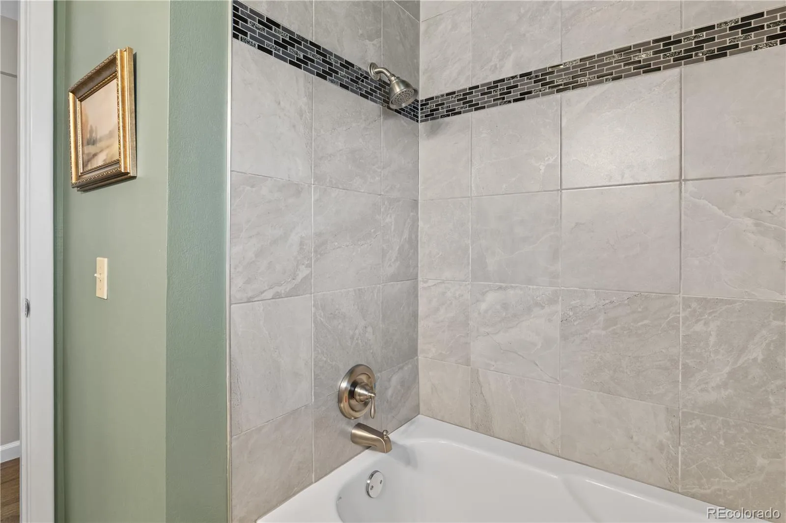 544 W Easter Avenue Littleton CO 80120 MLS #REC1608757 06262026233501 1600 19