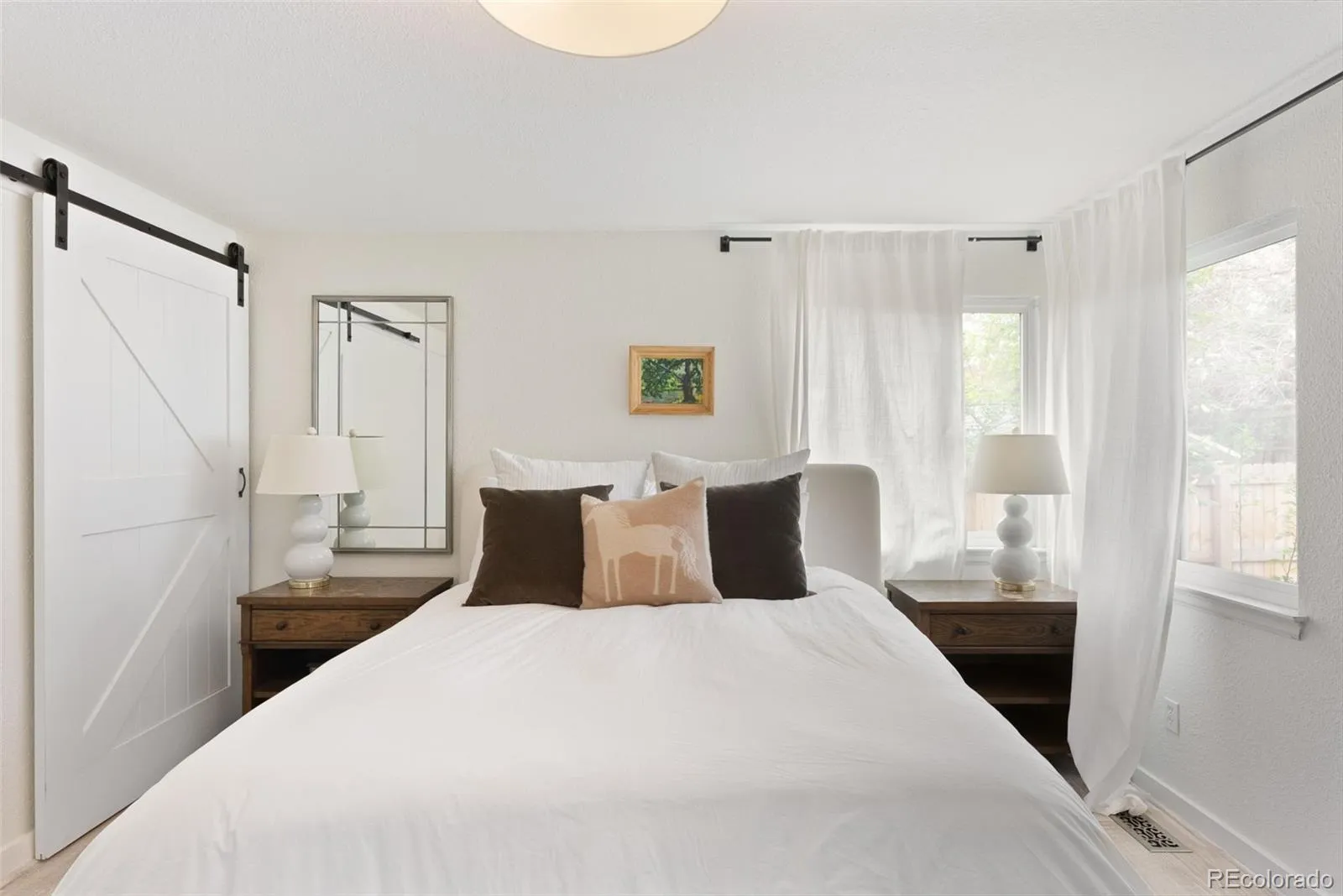 04162026235106 1600 16