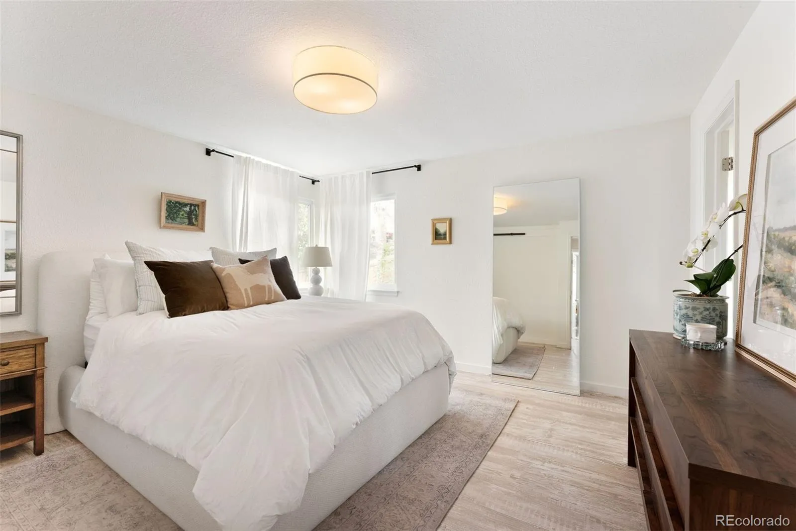 04162026235106 1600 17