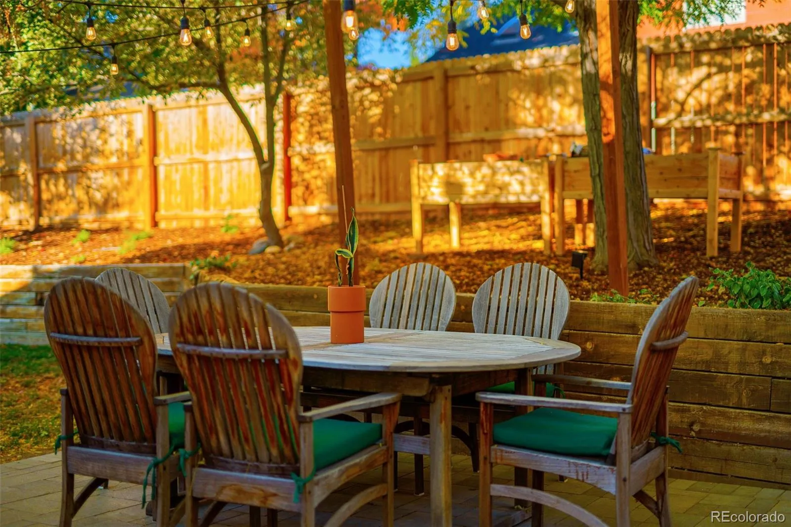 04162026235106 1600 32