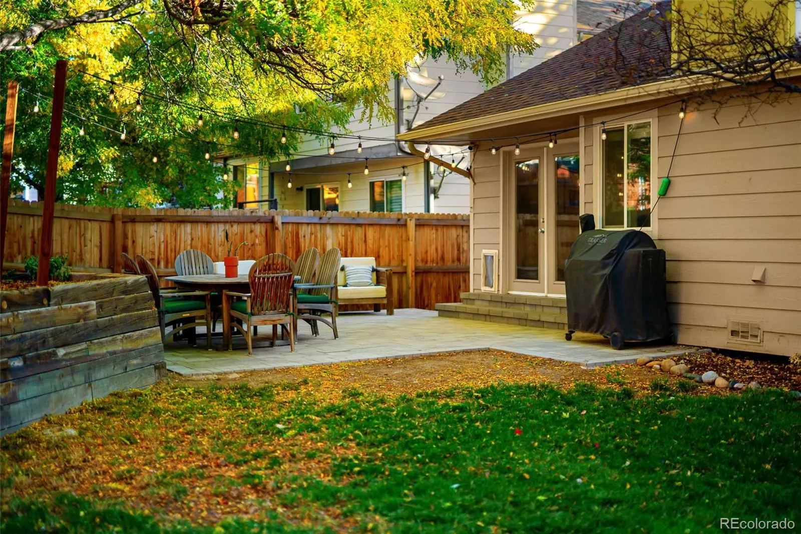 04162026235106 1600 33