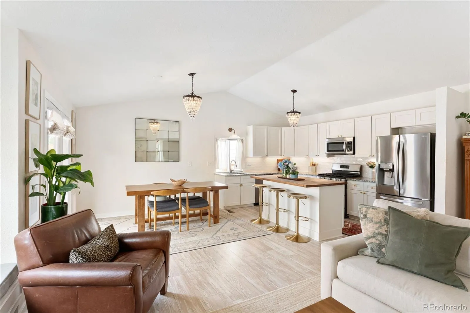 04162026235106 1600 8