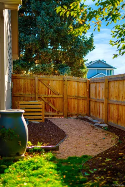 04162026235106 800 36