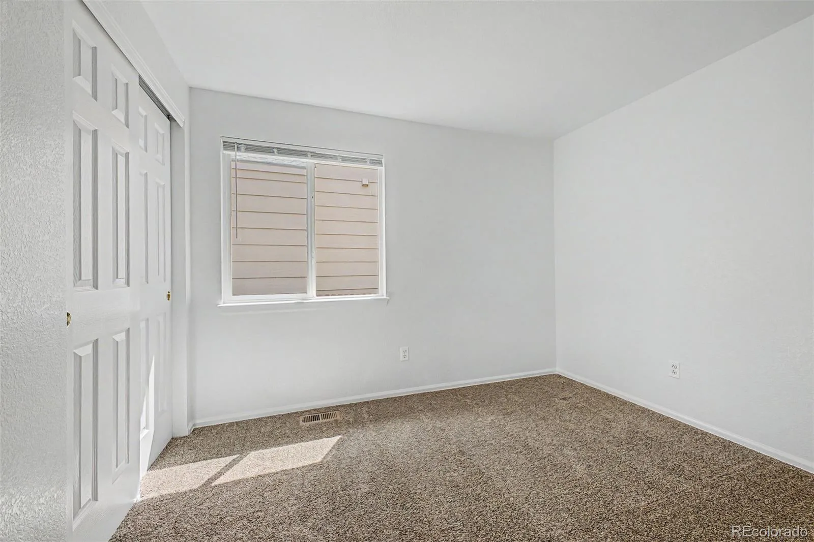 13814 Jackson Street Thornton CO 80602 | MLS #REC1609146 08312026235303 1600 25