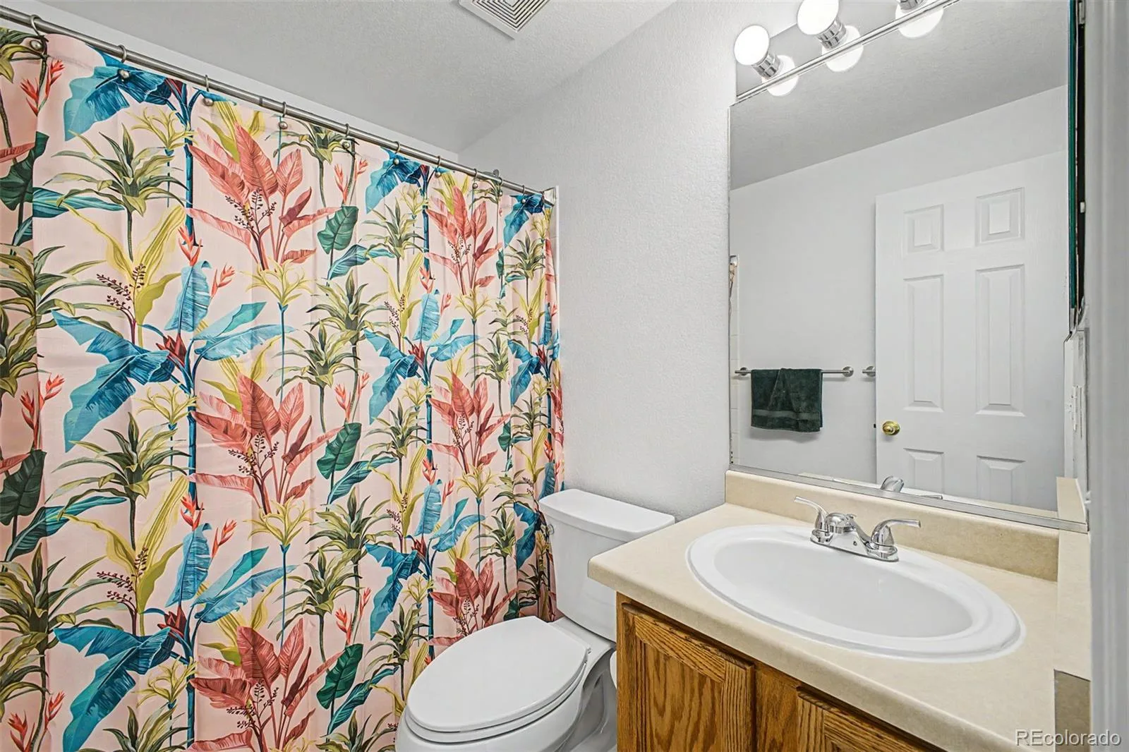 13814 Jackson Street Thornton CO 80602 | MLS #REC1609146 08312026235303 1600 28