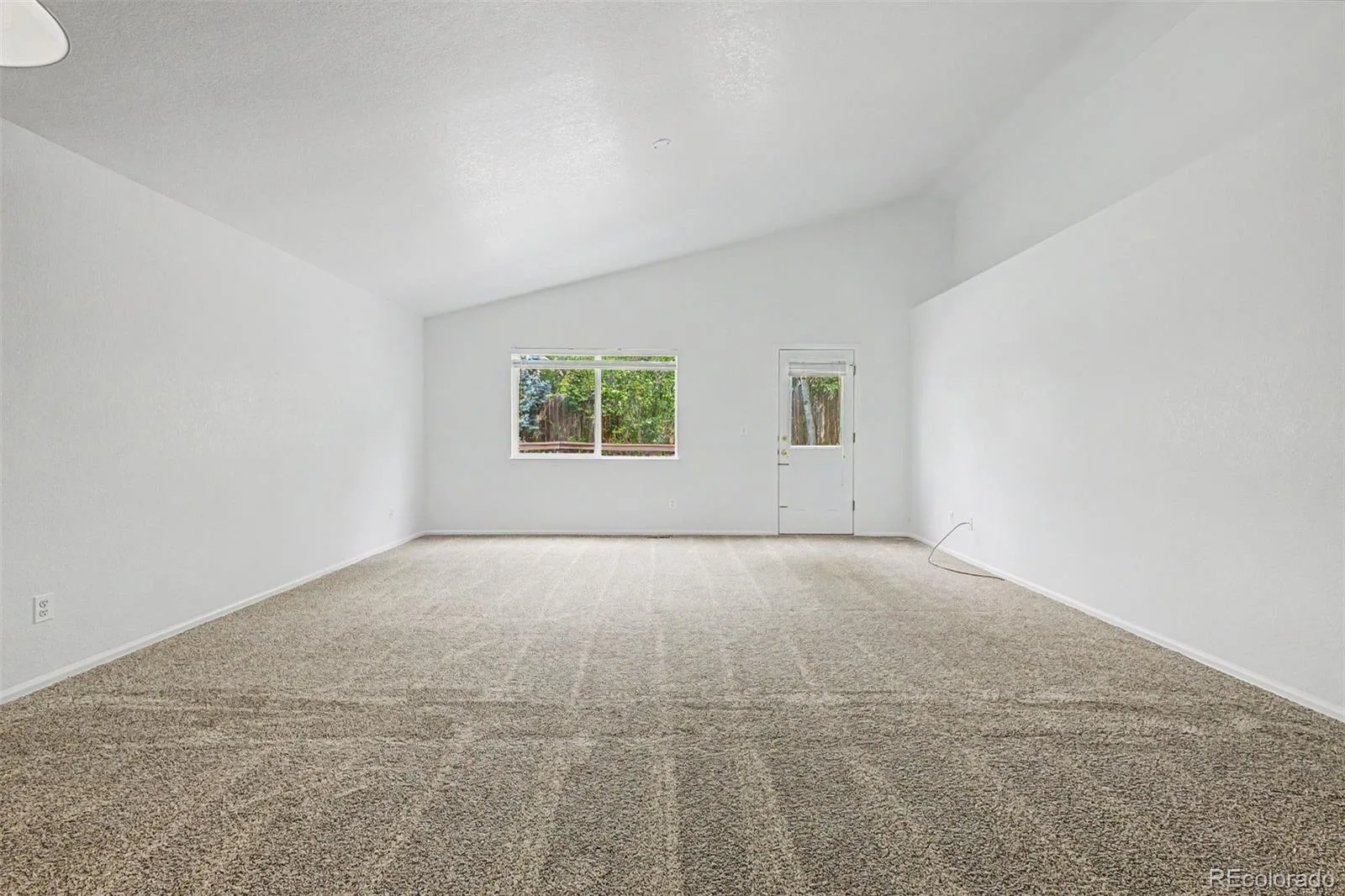 13814 Jackson Street Thornton CO 80602 | MLS #REC1609146 08312026235303 1600 4