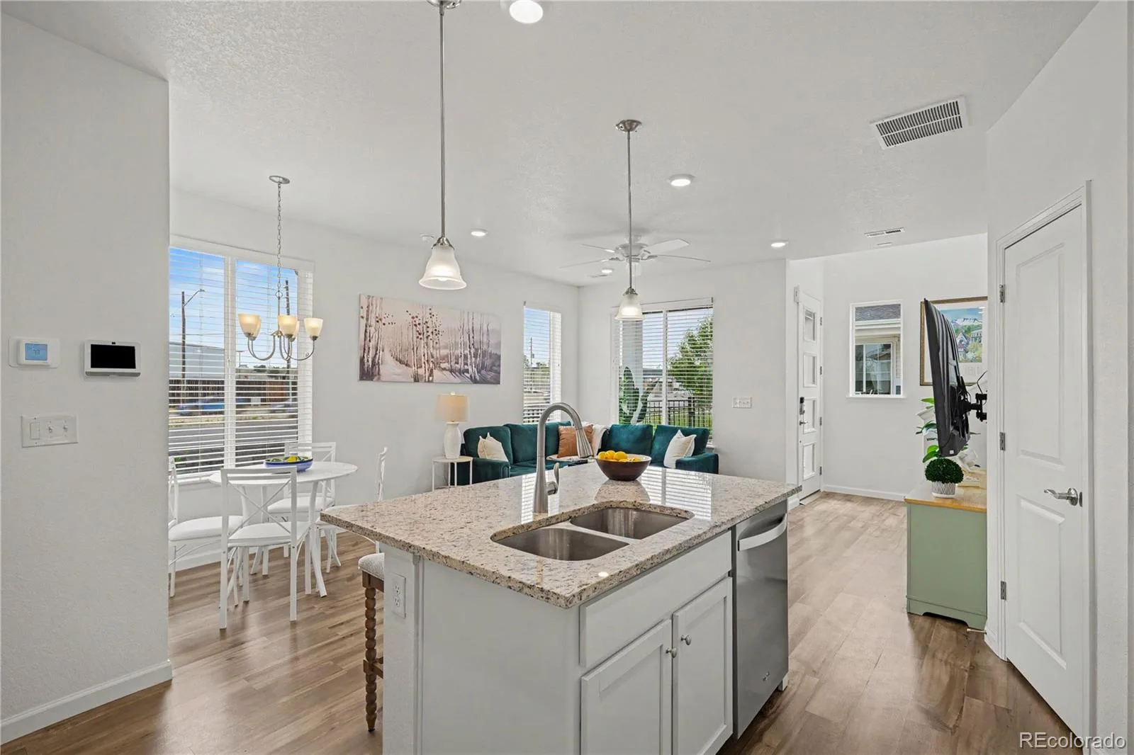 1862 S Poplar Court Denver CO 80224 | MLS #REC1609578 08122026152608 1600 11