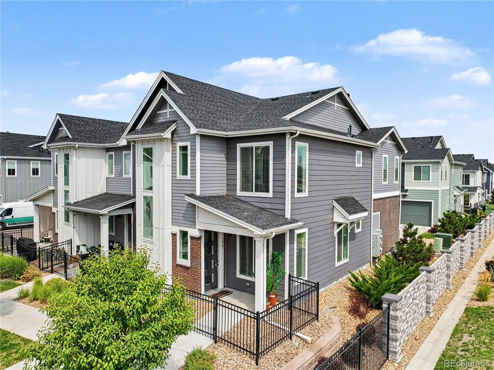 1862 S Poplar Court Denver CO 80224 | MLS #REC1609578 08122026152608 1600 24