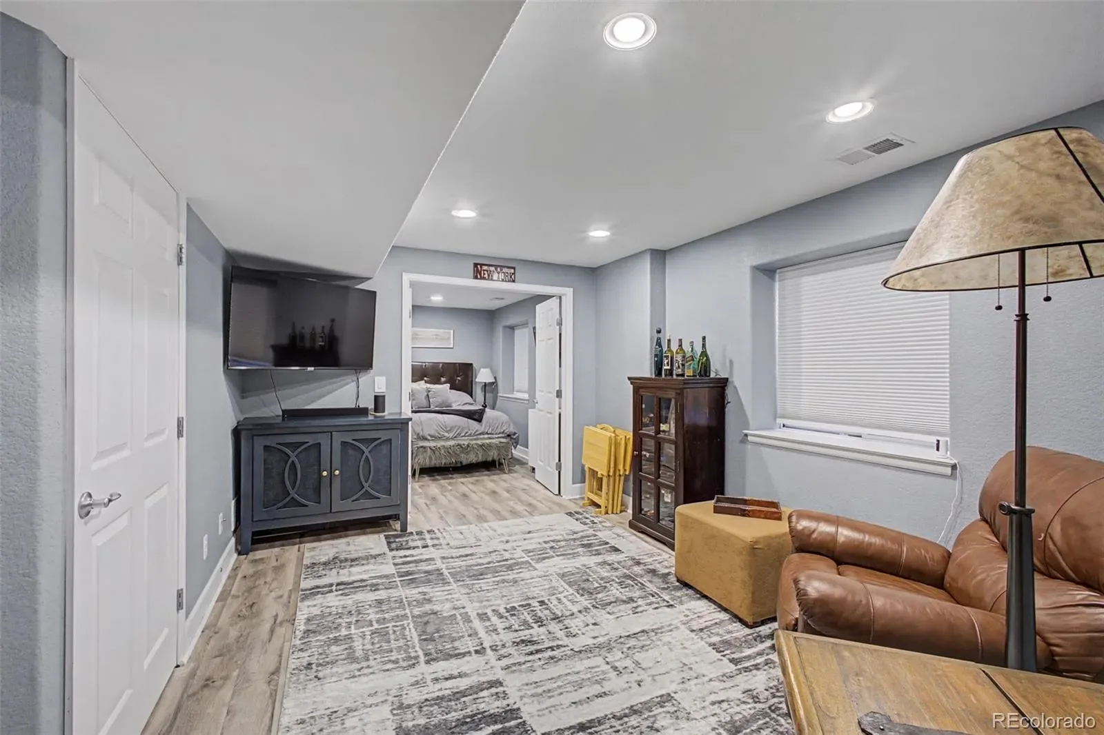 03102026164410 1600 32