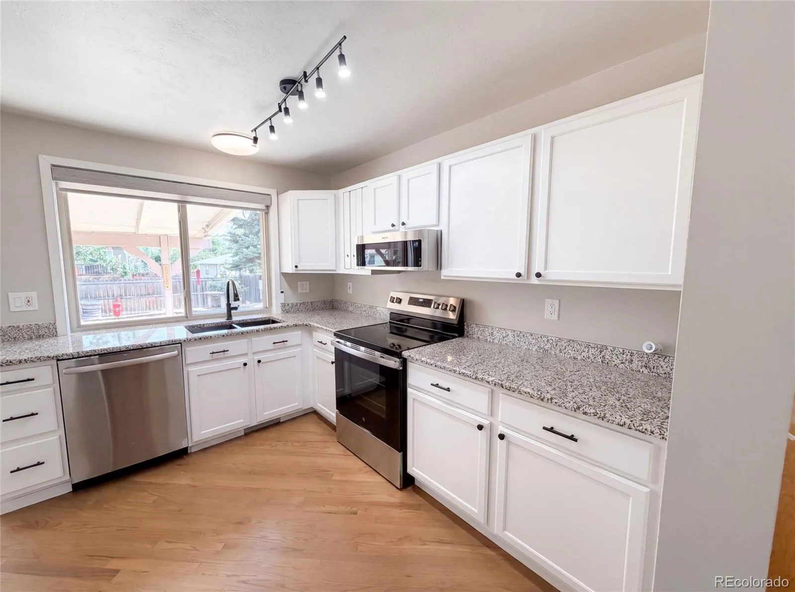 7160 Van Gordon Street Arvada CO 80004 | MLS #REC1610435 08102026163929 1600 1