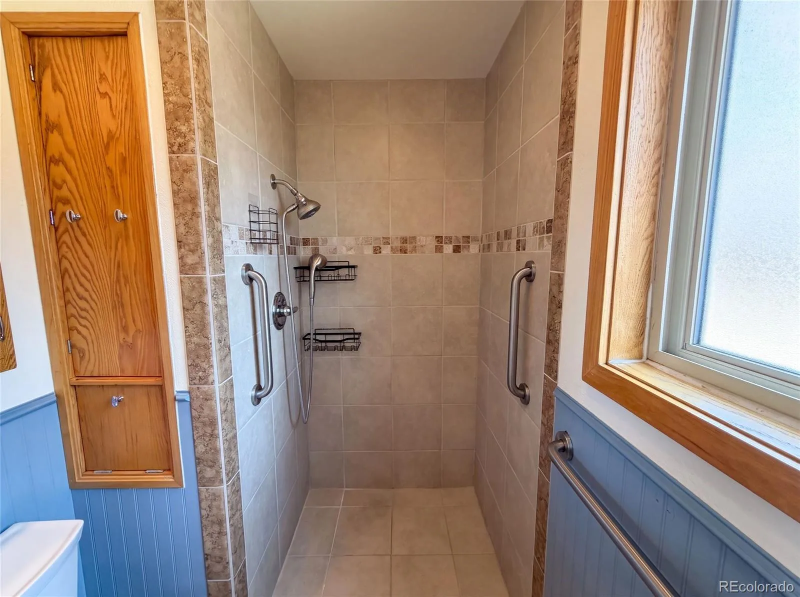 7160 Van Gordon Street Arvada CO 80004 | MLS #REC1610435 08102026163929 1600 22