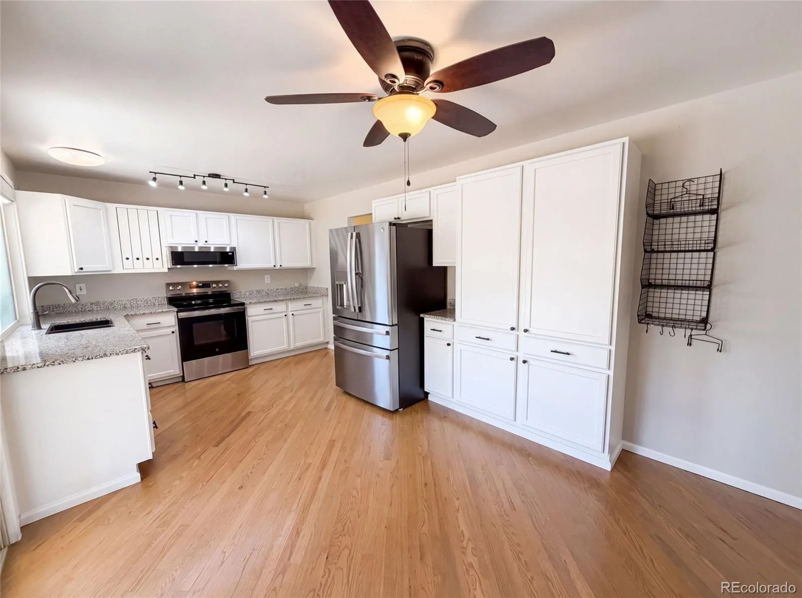 7160 Van Gordon Street Arvada CO 80004 | MLS #REC1610435 08102026163929 1600 9