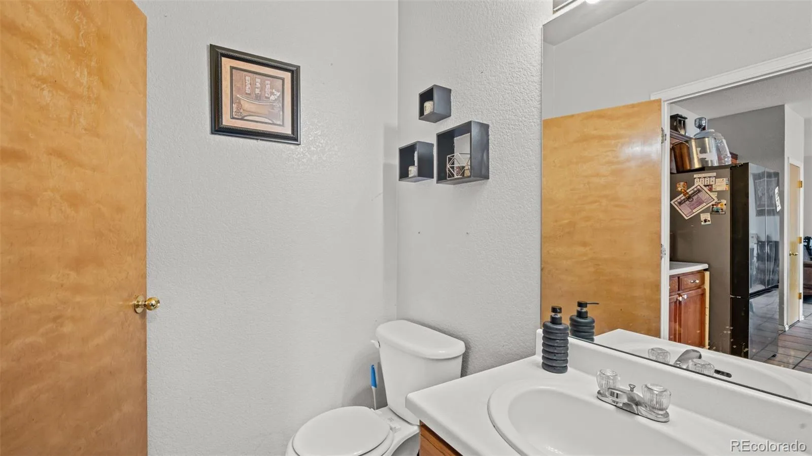 11049 Eagle Creek Parkway Commerce City CO 80022 | MLS #REC1611313 07222026034219 1600 18