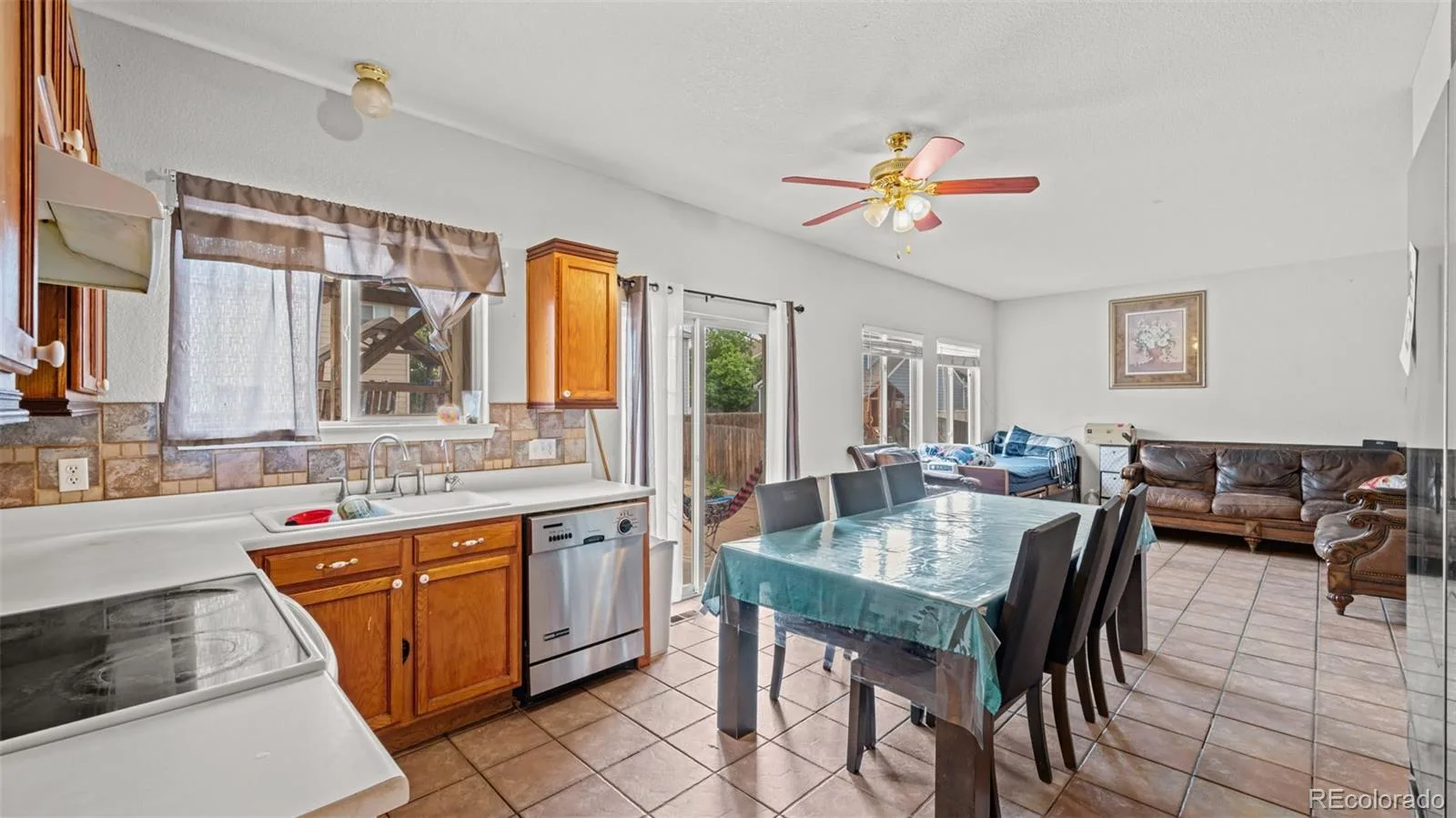 11049 Eagle Creek Parkway Commerce City CO 80022 | MLS #REC1611313 07222026034219 1600 9