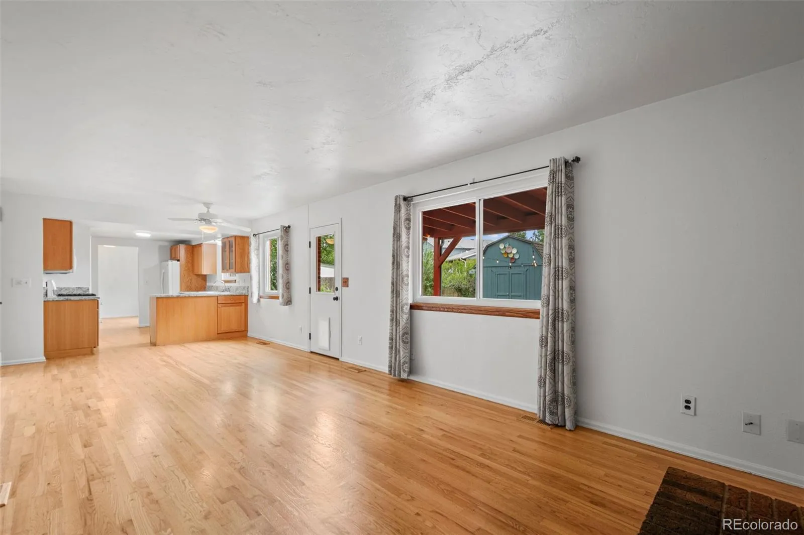 7391 Coors Drive Arvada CO 80005 MLS #REC1613818 04282026000430 1600 15