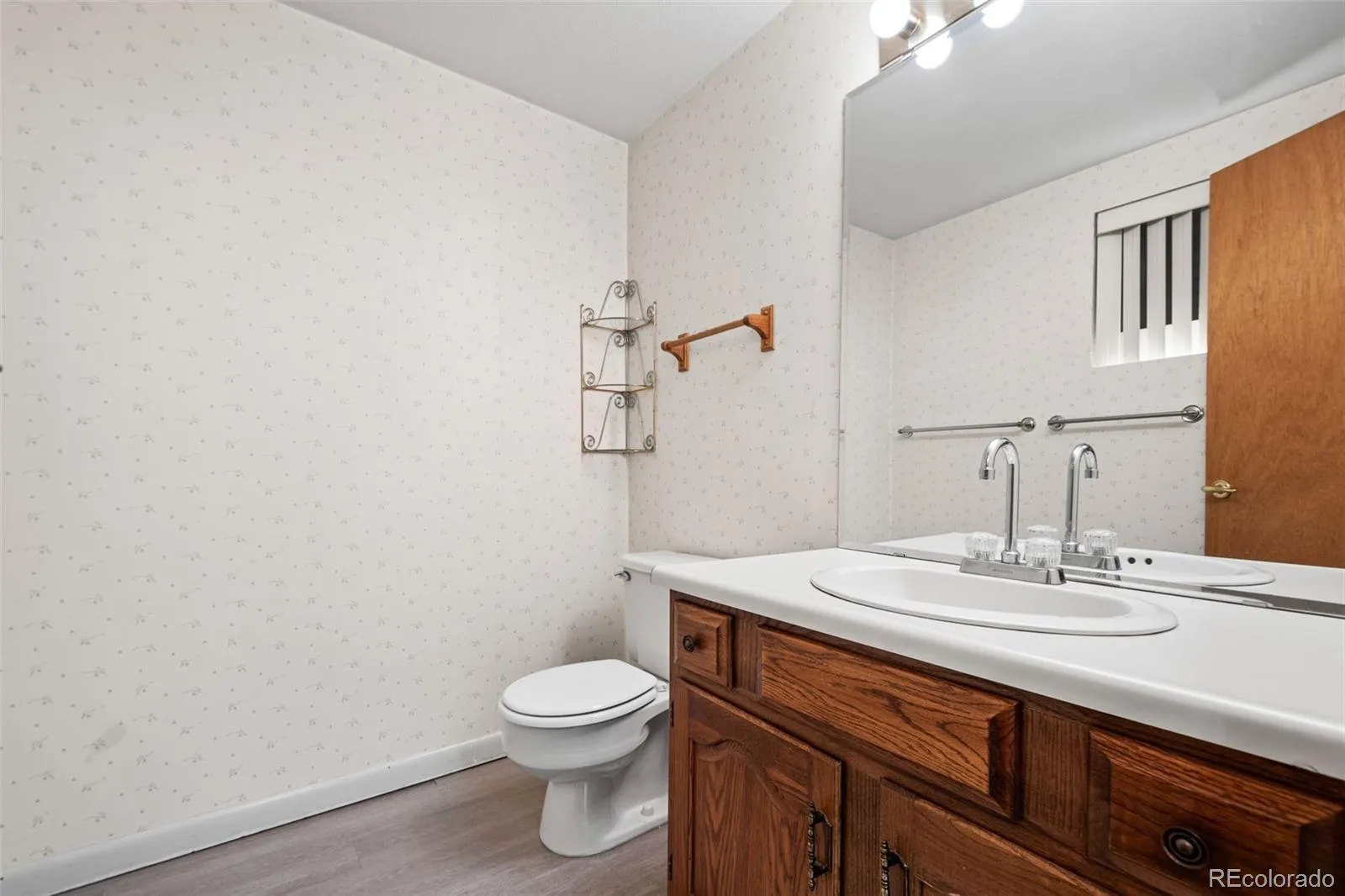 7391 Coors Drive Arvada CO 80005 MLS #REC1613818 04282026000430 1600 37