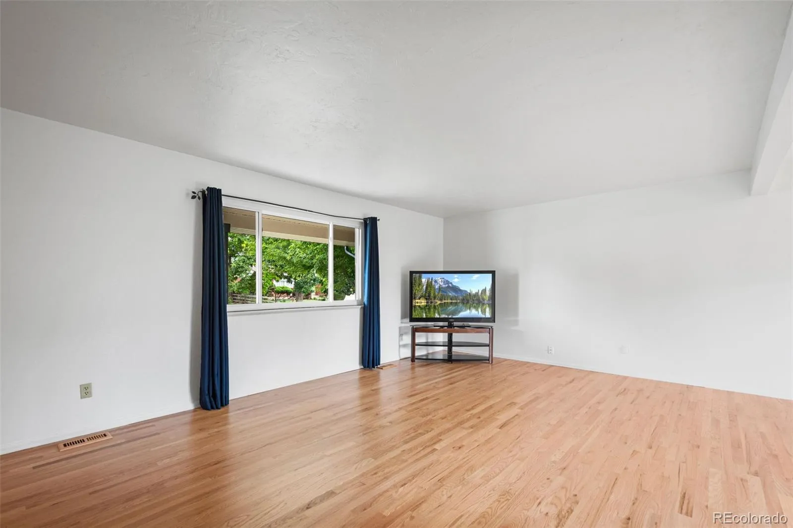 7391 Coors Drive Arvada CO 80005 MLS #REC1613818 04282026000430 1600 4