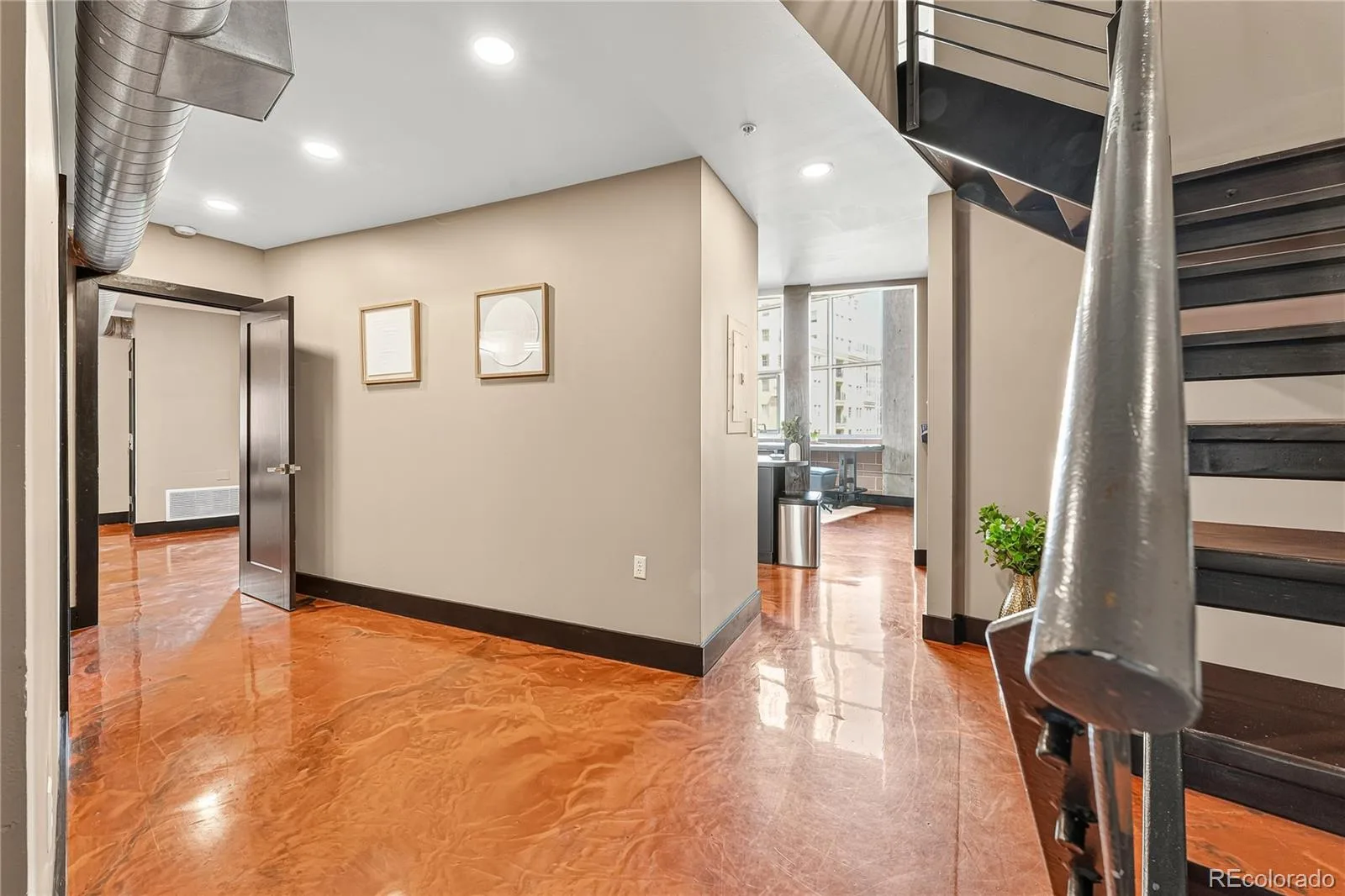 1050 Cherokee Street #301 Denver CO 80204 MLS #REC1614293 07062026154443 1600 23