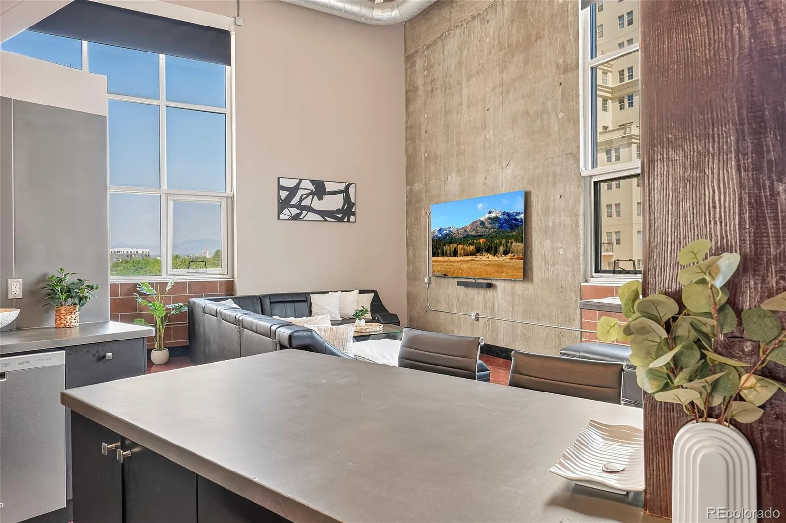 1050 Cherokee Street #301 Denver CO 80204 MLS #REC1614293 07062026154443 1600 36