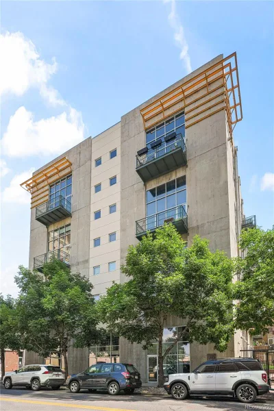 1050 Cherokee Street #301 Denver CO 80204 MLS #REC1614293 07062026154443 800 46