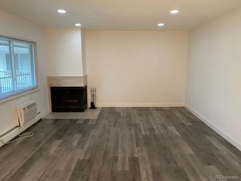 2225 S Jasmine Street #302 Denver CO 80222 | MLS #REC1615458 08182026192933 800 3