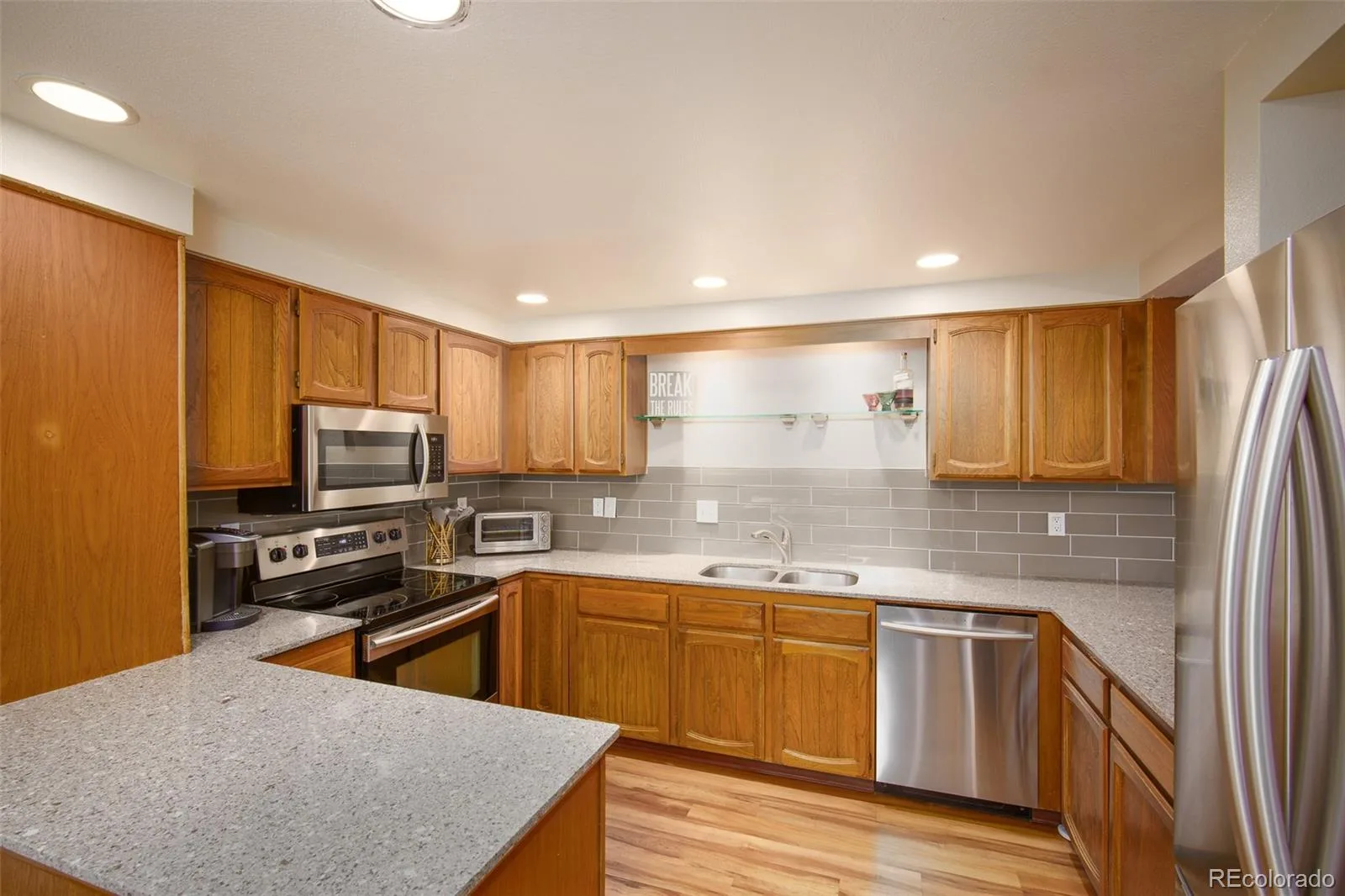 3147 E Long Circle Littleton CO 80122 | MLS #REC1616231 08312026201752 1600 14