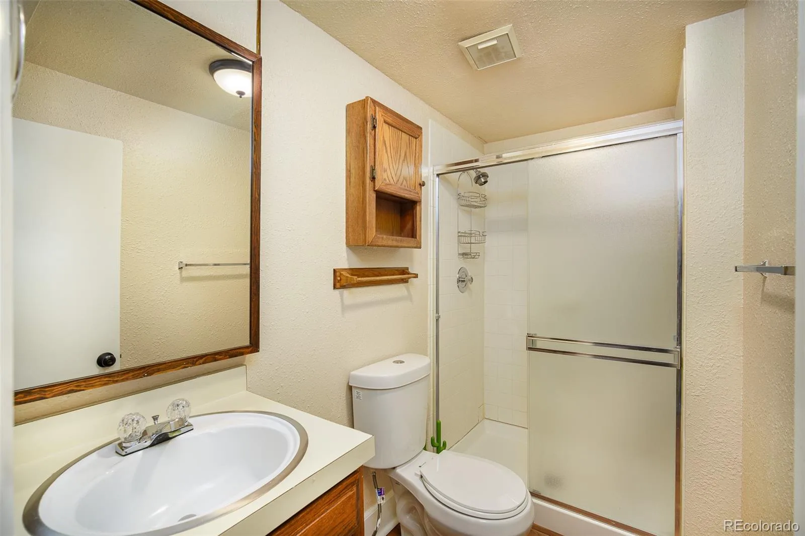 3147 E Long Circle Littleton CO 80122 | MLS #REC1616231 08312026201752 1600 29