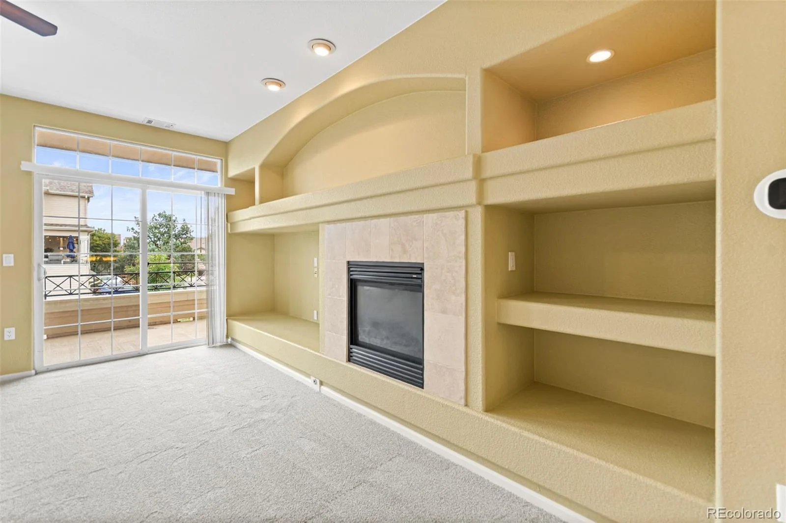 1433 S Emporia Court Aurora CO 80247 | MLS #REC1618748 10012026151717 1600 12