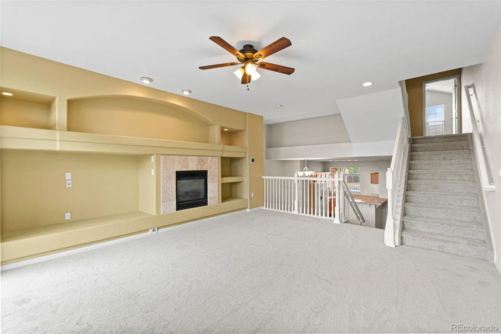 1433 S Emporia Court Aurora CO 80247 | MLS #REC1618748 10012026151717 1600 13